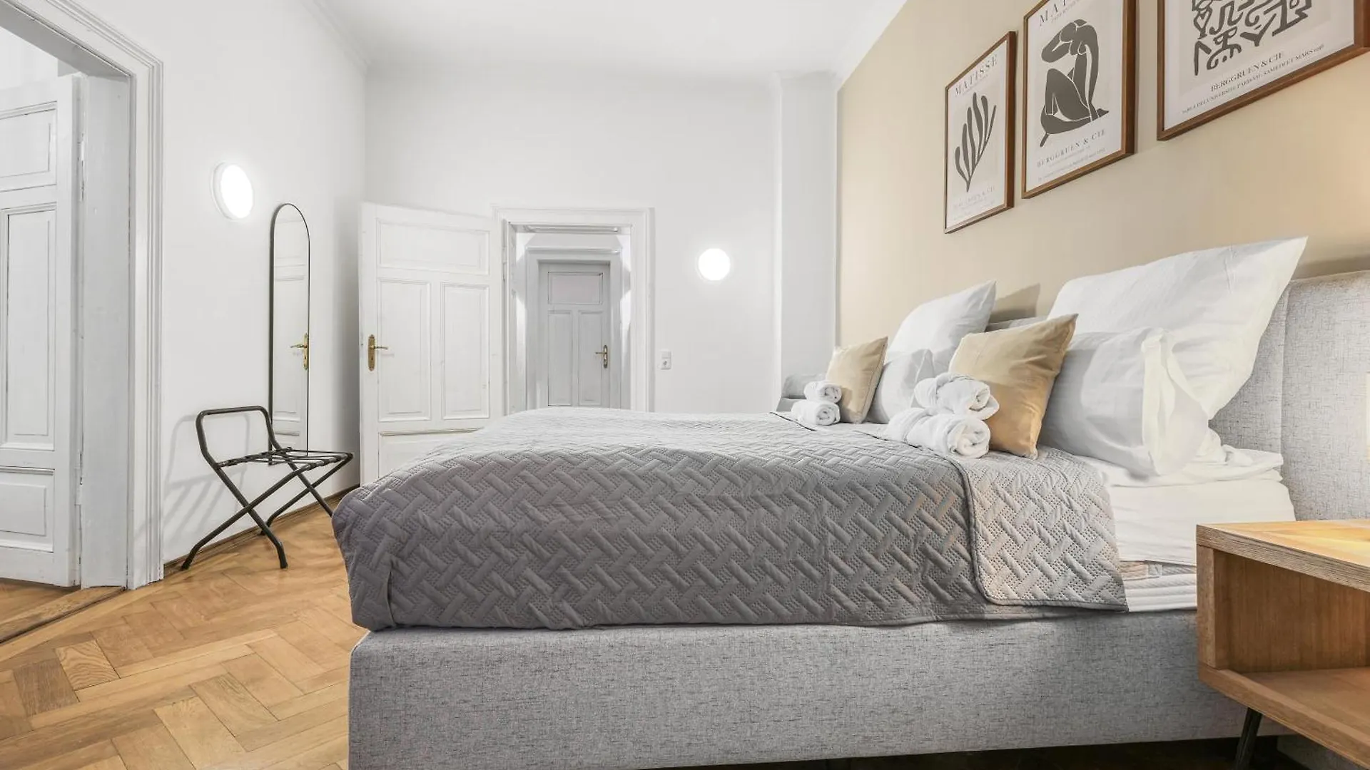 אינגולשטאט Cruwzo - Modern Centrally Located Apartment With Parking גרמניה