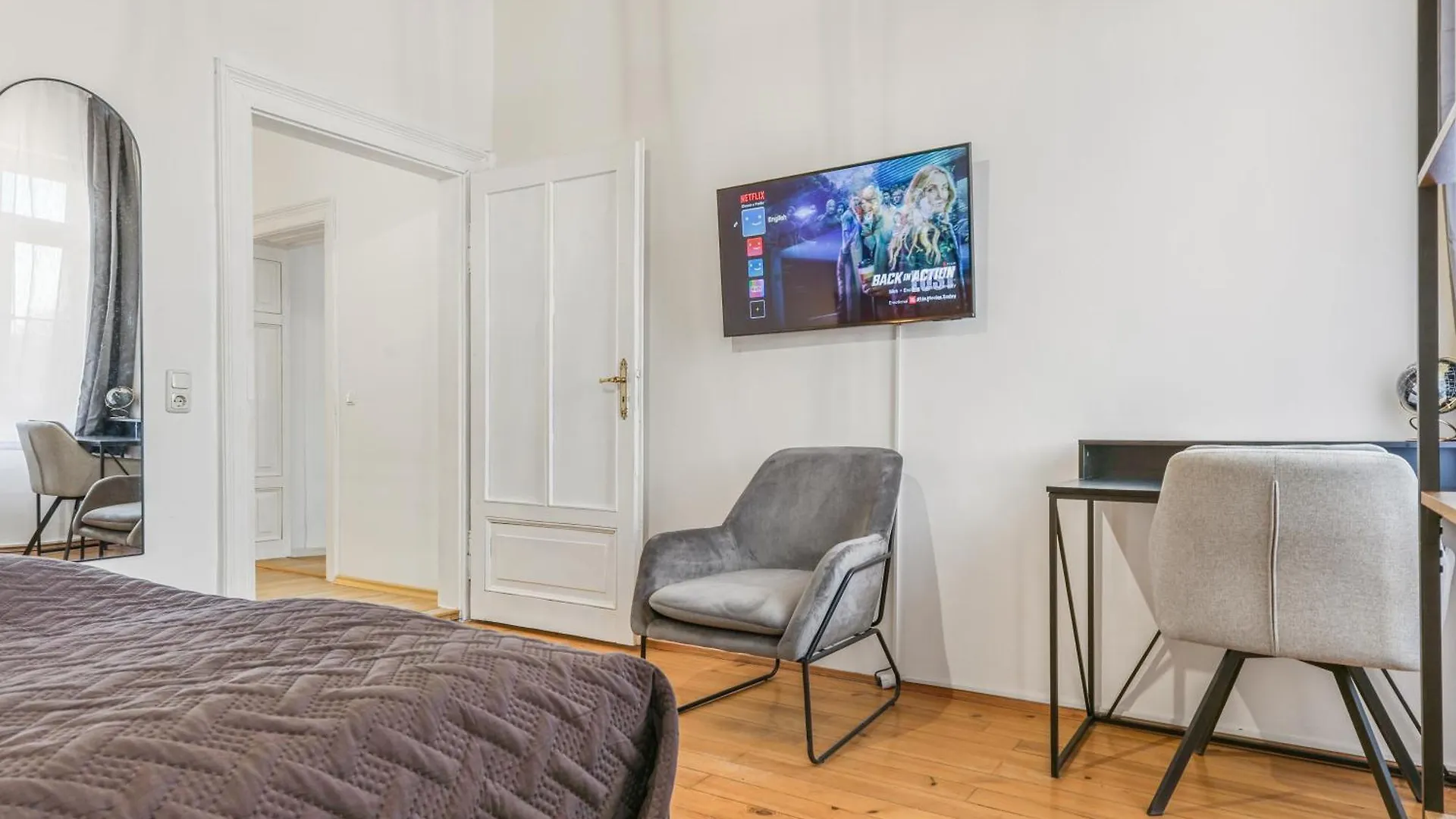 Cruwzo - Modern Centrally Located Apartment With Parking Ingolstadt