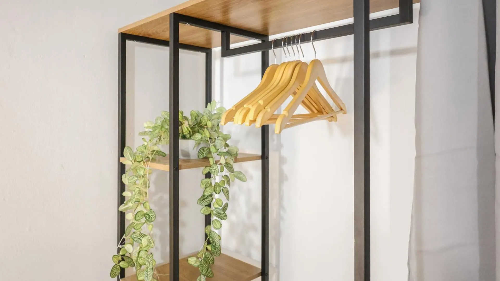 אינגולשטאט Cruwzo - Modern Centrally Located Apartment With Parking