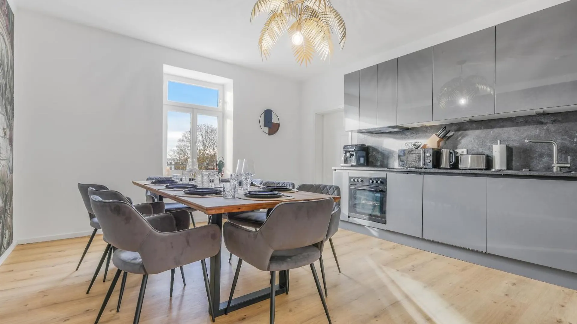Cruwzo - Modern Centrally Located Apartment With Parking Ingolstadt Germany
