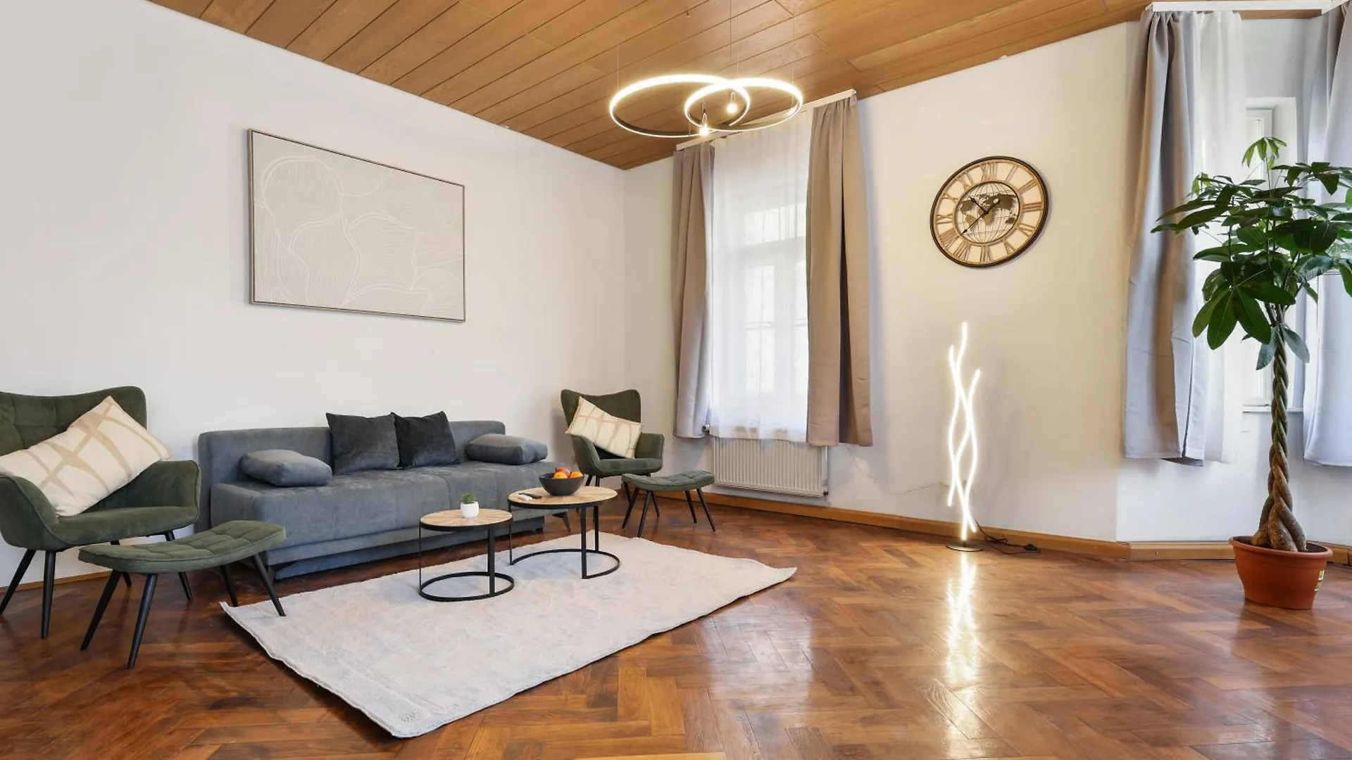 Cruwzo - Modern Centrally Located Apartment With Parking Ingolstadt