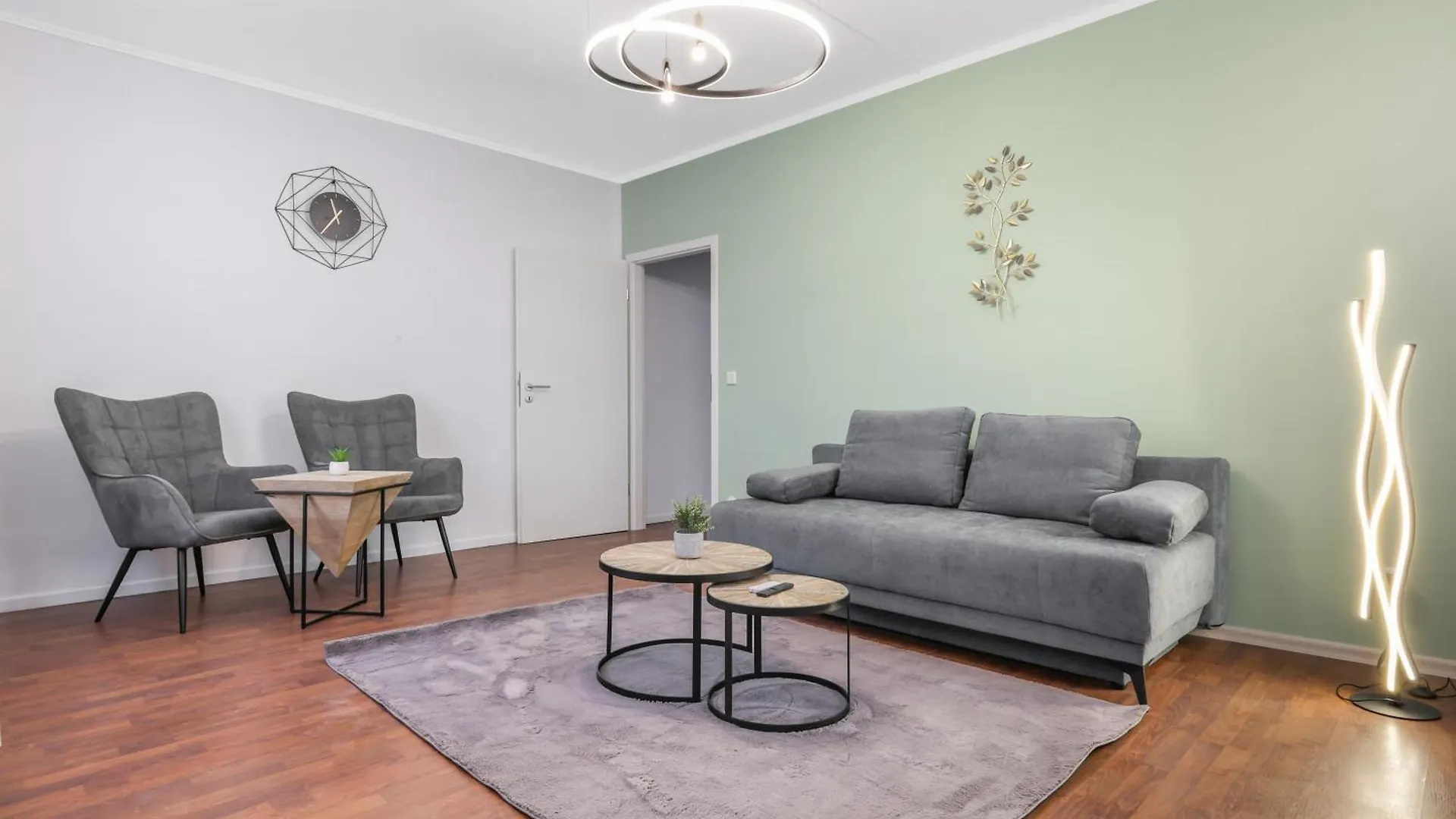 Cruwzo - Modern Centrally Located Apartment With Parking Ingolstadt Germany