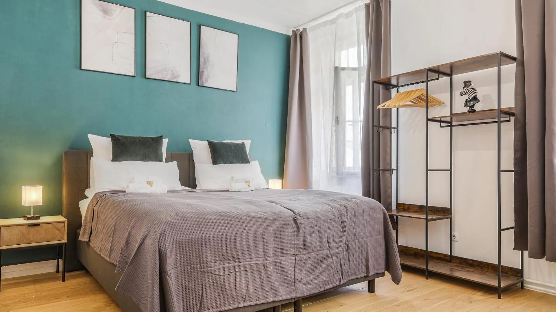 Cruwzo - Modern Centrally Located Apartment With Parking Ingolstadt