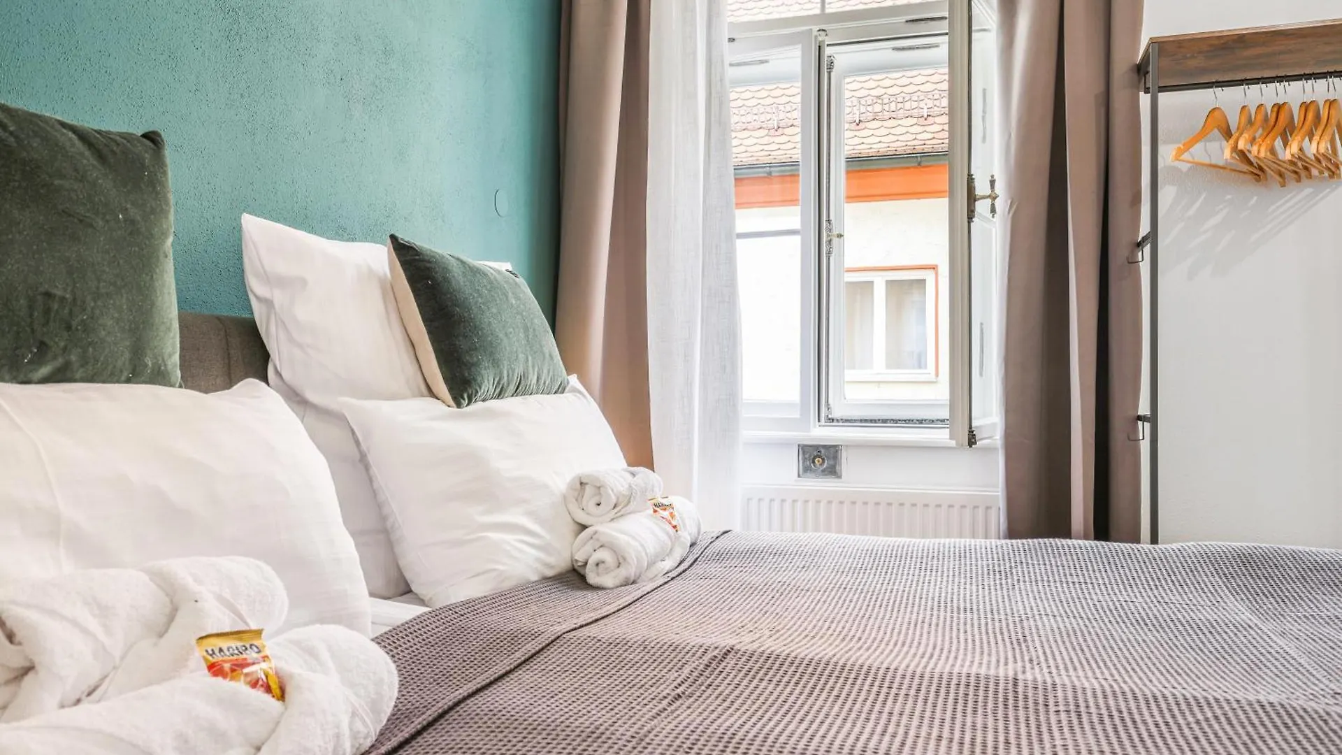 Cruwzo - Modern Centrally Located Apartment With Parking Ingolstadt