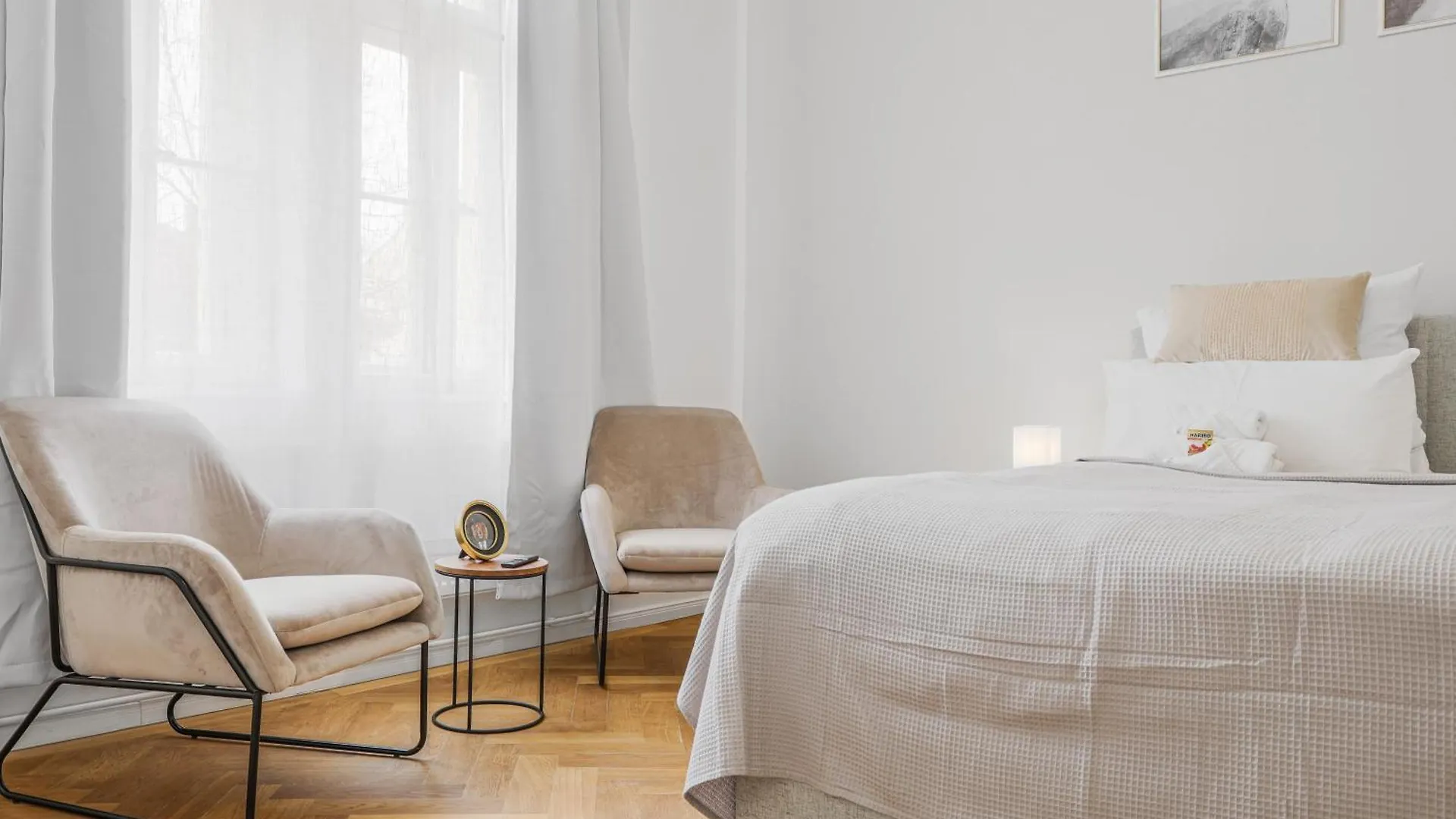 Cruwzo - Modern Centrally Located Apartment With Parking Ingolstadt