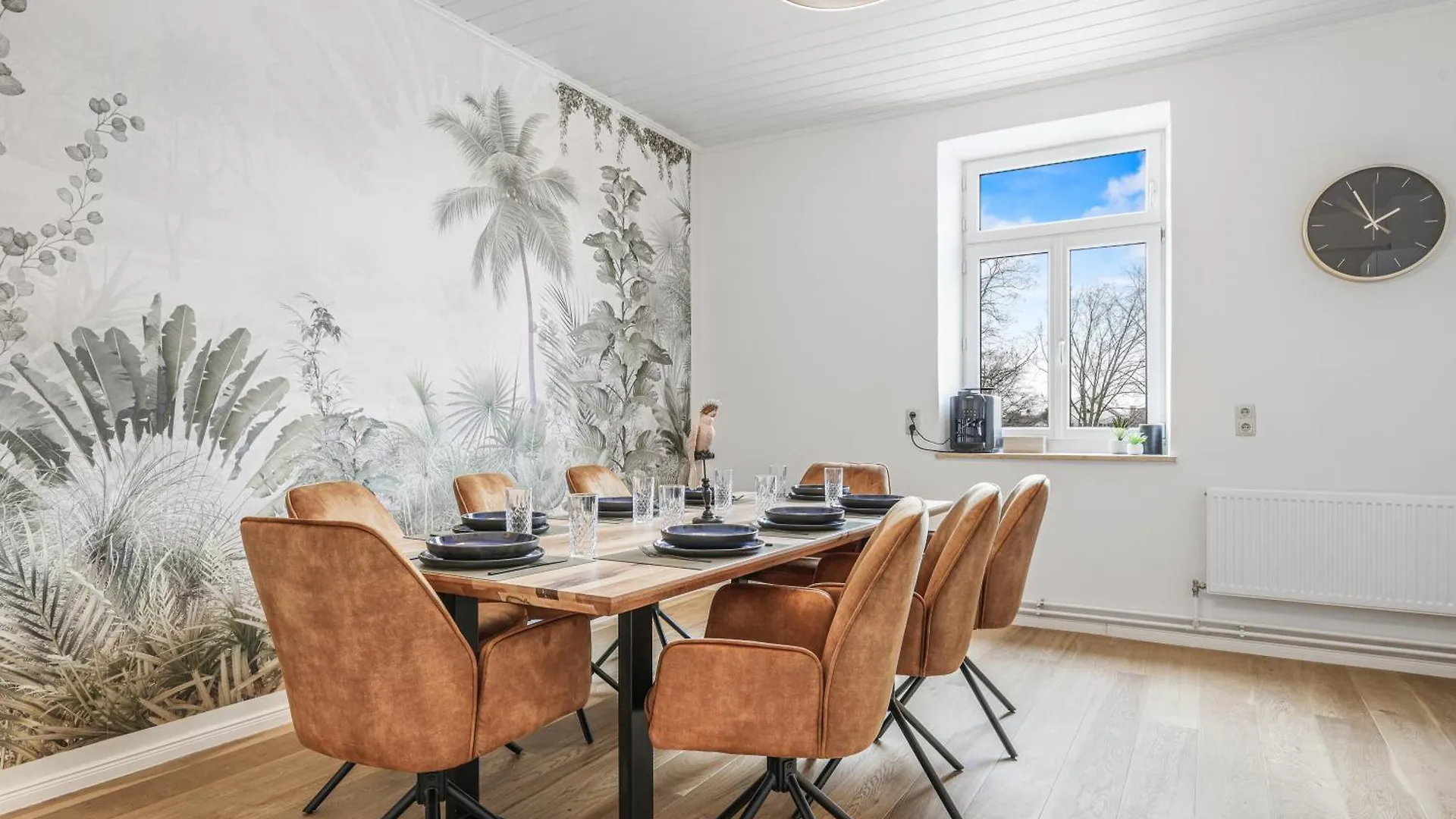 Cruwzo - Modern Centrally Located Apartment With Parking Ingolstadt 0*,  Germany